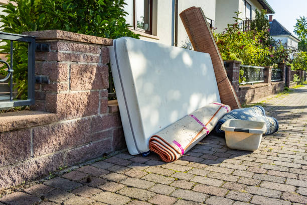 Best Attic Cleanout Services  in Oostburg, WI